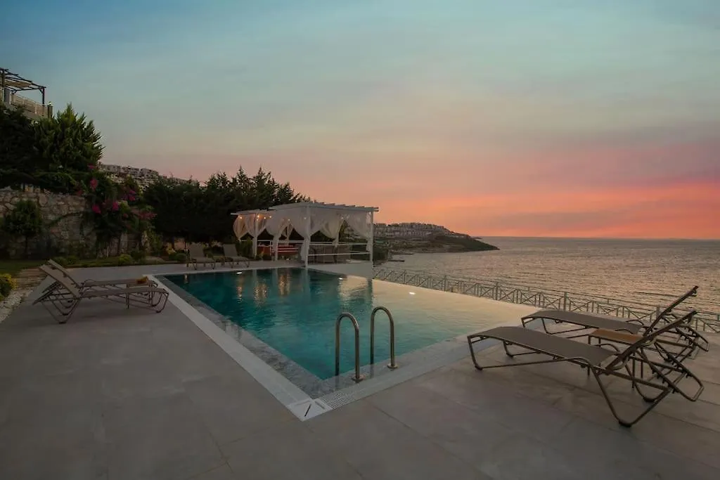 Beach Front Super Villa Boss 2 Bodrum