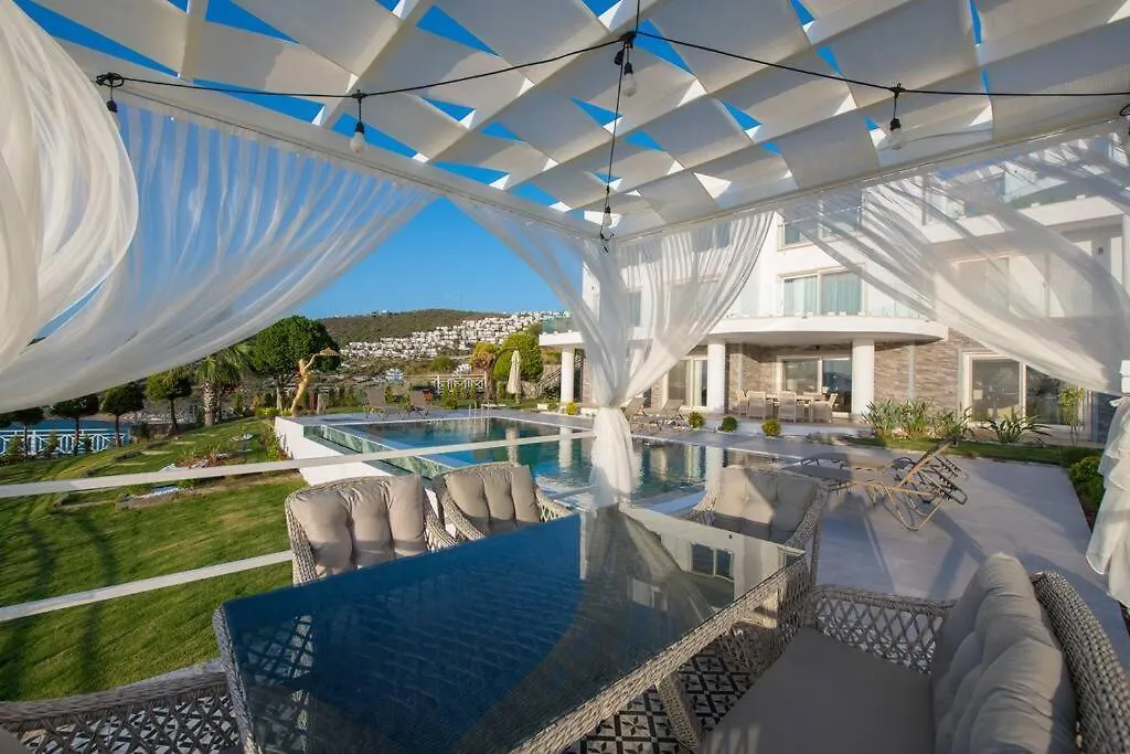 Beach Front Super Villa Boss 2 Bodrum 0*,