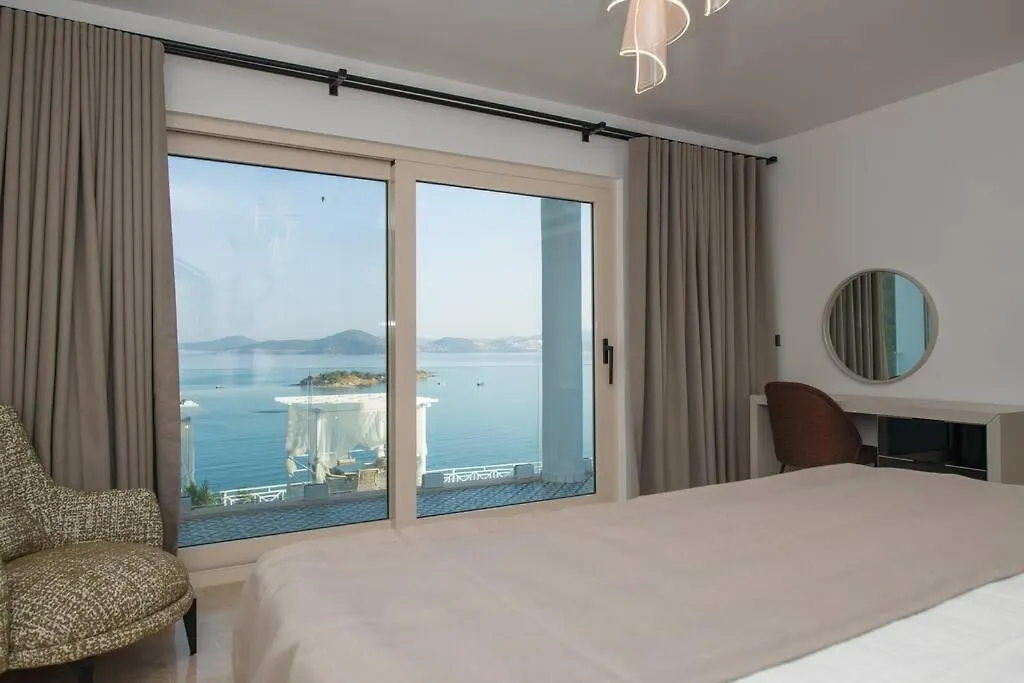 Beach Front Super Villa Boss 2 Bodrum